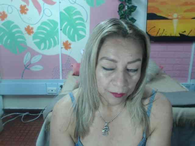 valeria-sexy webcam