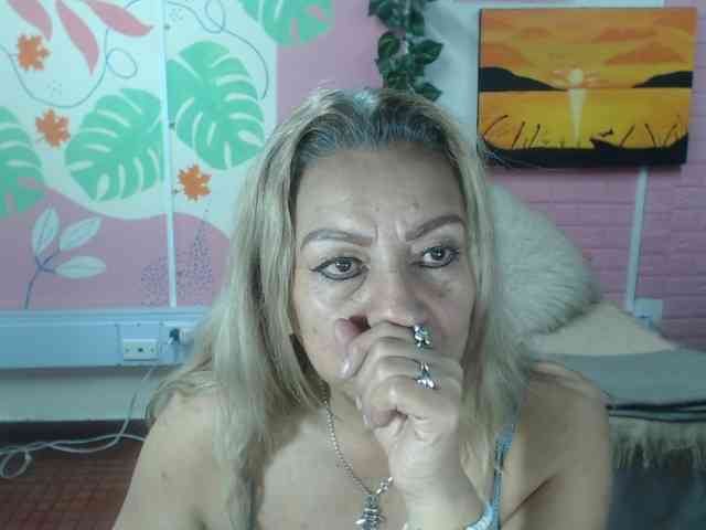 valeria-sexy webcam