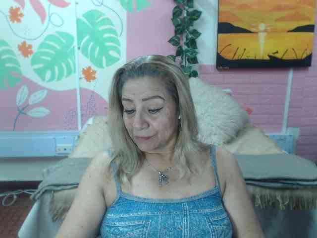 valeria-sexy webcam