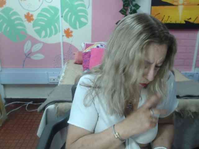 valeria-sexy webcam