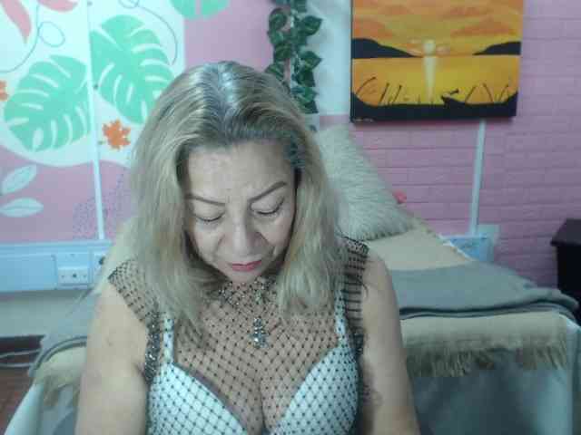 valeria-sexy webcam