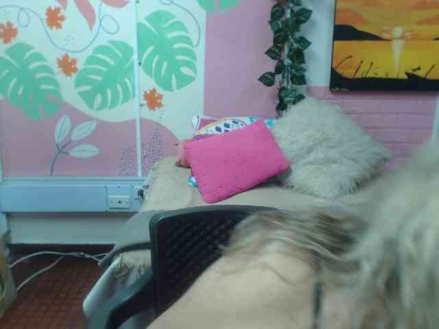 valeria-sexy webcam
