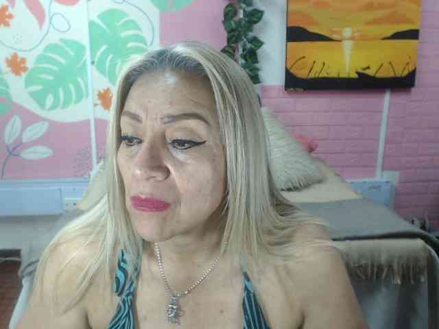 valeria-sexy webcam