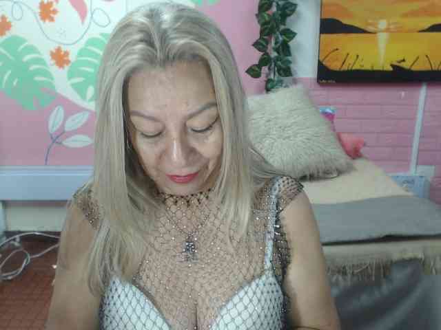 valeria-sexy webcam
