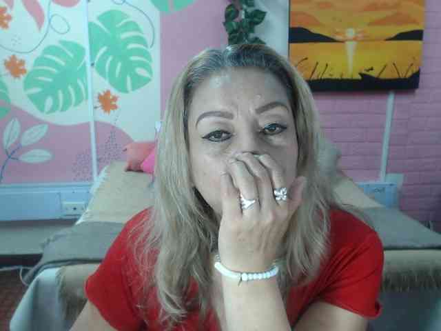 valeria-sexy webcam