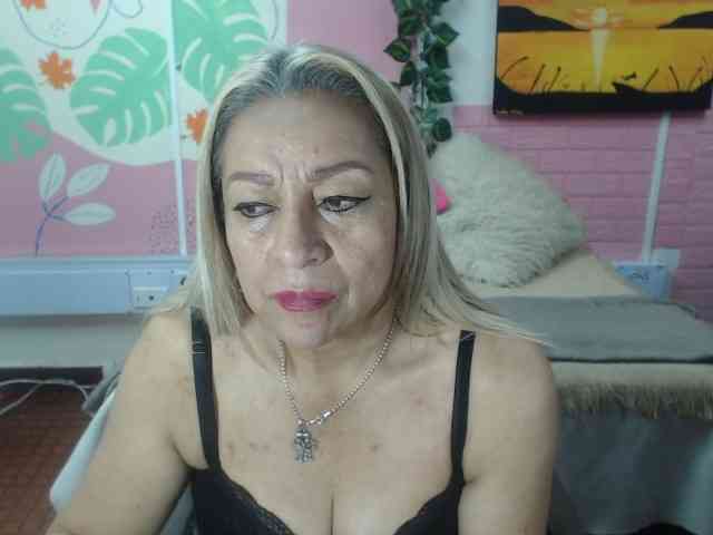 valeria-sexy webcam