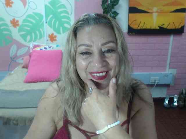 valeria-sexy webcam