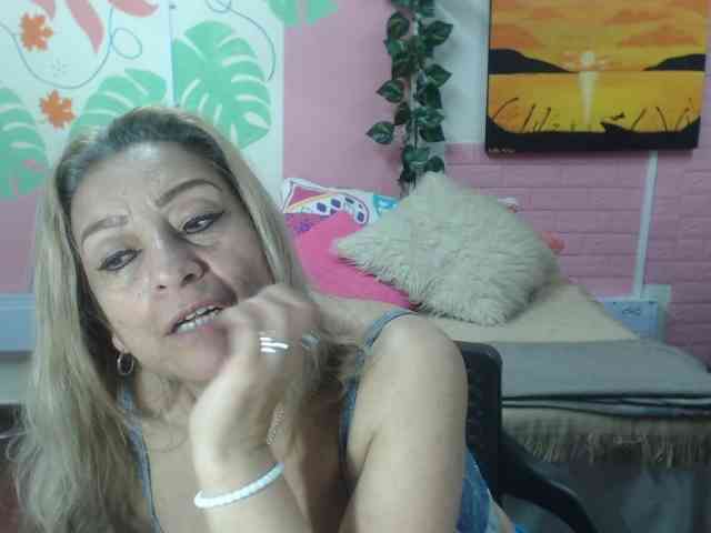 valeria-sexy webcam