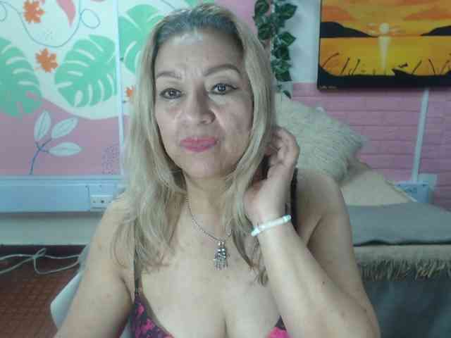 valeria-sexy webcam