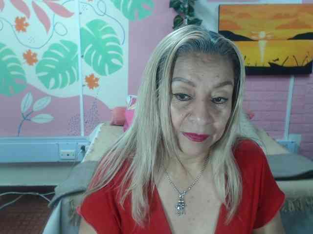 valeria-sexy webcam