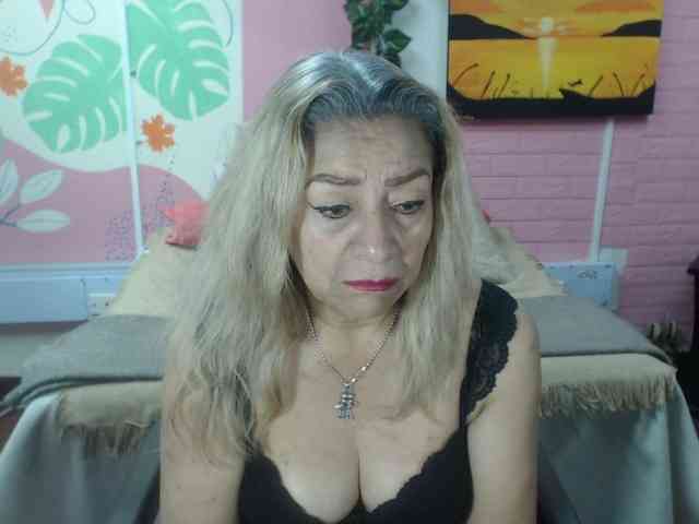 valeria-sexy webcam