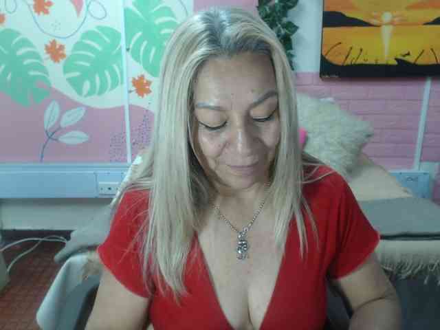 valeria-sexy webcam