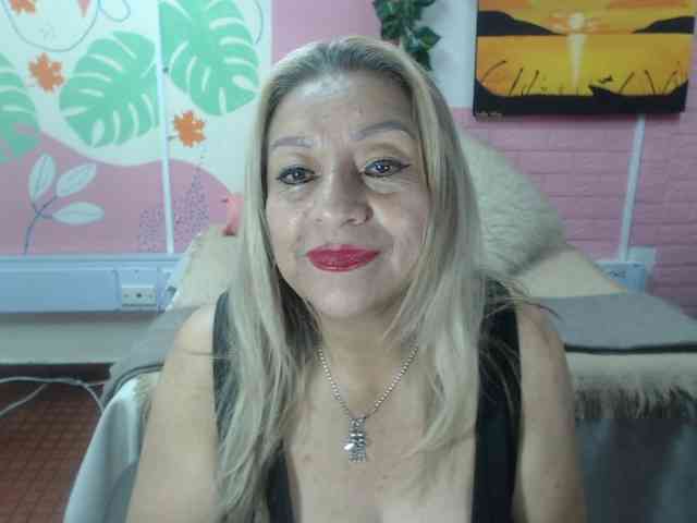 valeria-sexy webcam