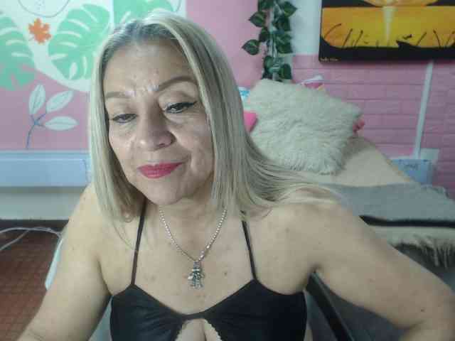 valeria-sexy webcam