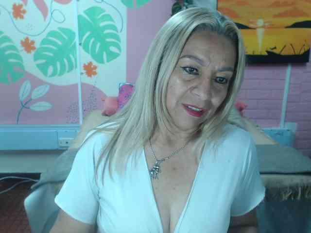 valeria-sexy webcam