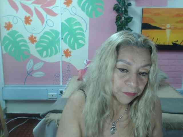 valeria-sexy webcam