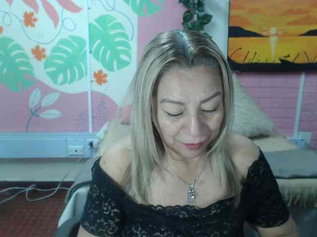 valeria-sexy webcam
