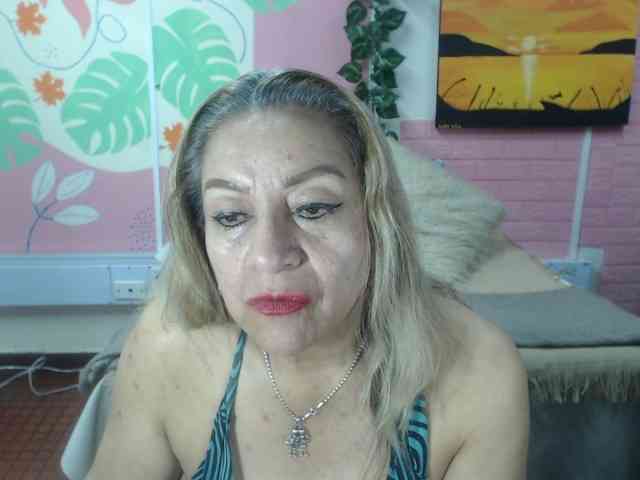 valeria-sexy webcam