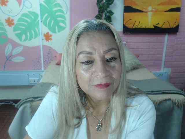 valeria-sexy webcam