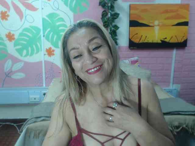valeria-sexy