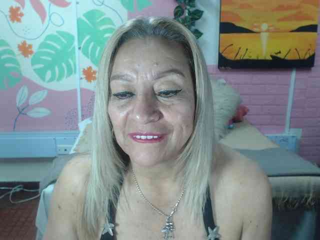 valeria-sexy webcam