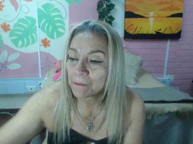 valeria-sexy webcam