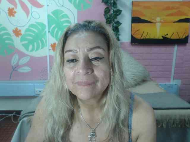 valeria-sexy webcam
