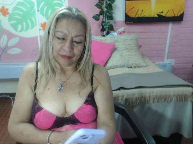 valeria-sexy webcam