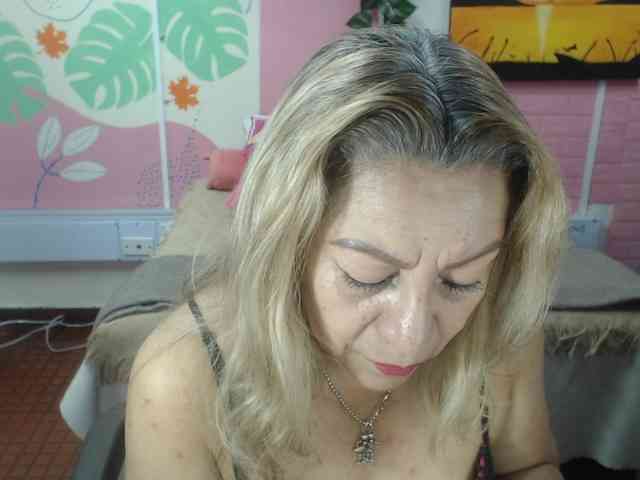 valeria-sexy webcam