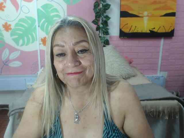 valeria-sexy webcam