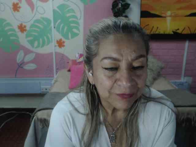 valeria-sexy webcam