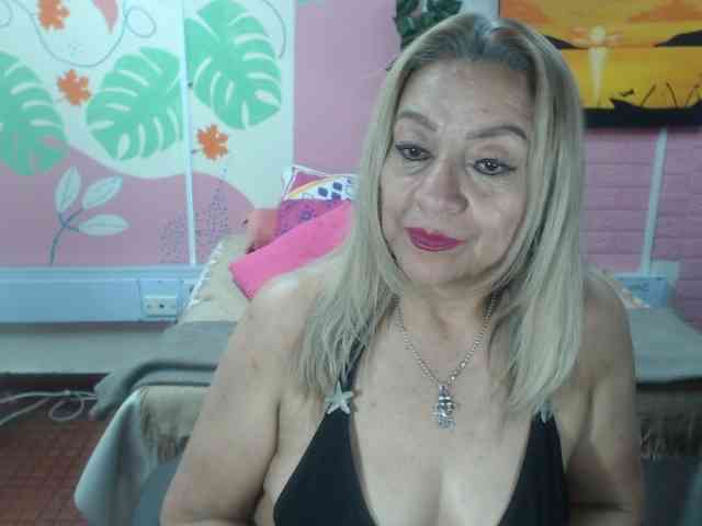 valeria-sexy webcam