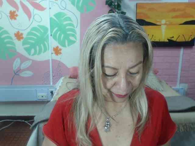 valeria-sexy webcam