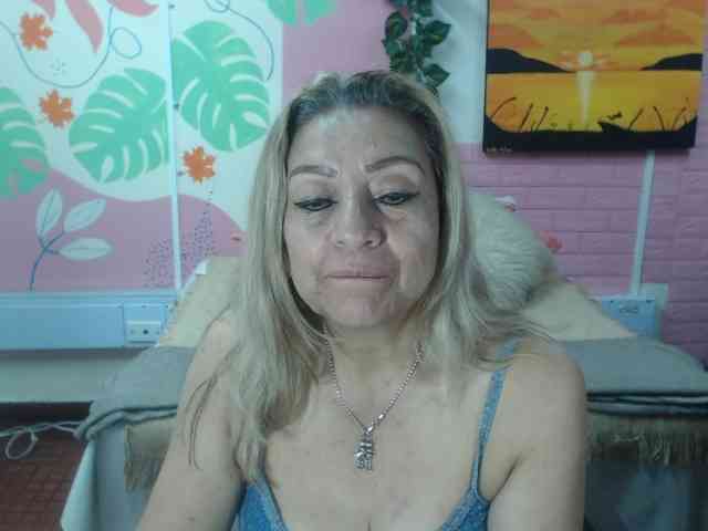 valeria-sexy webcam
