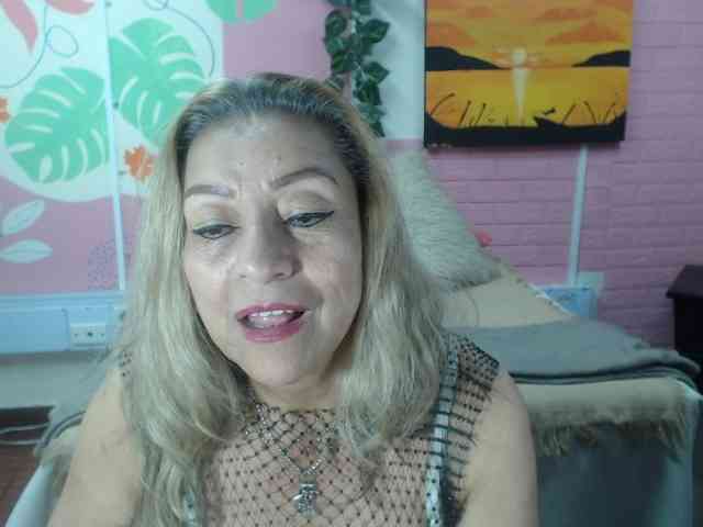 valeria-sexy webcam