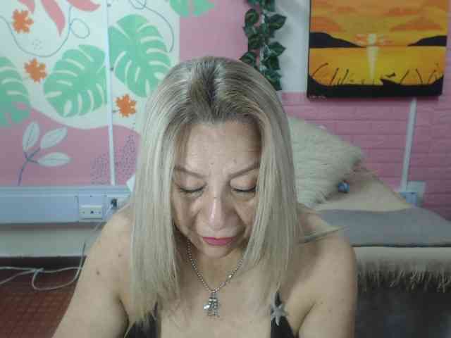 valeria-sexy webcam