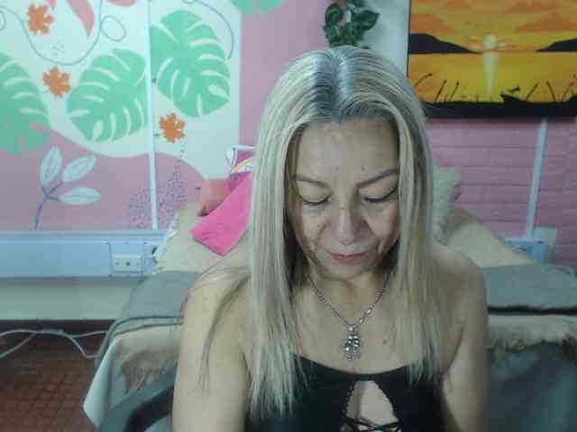 valeria-sexy webcam