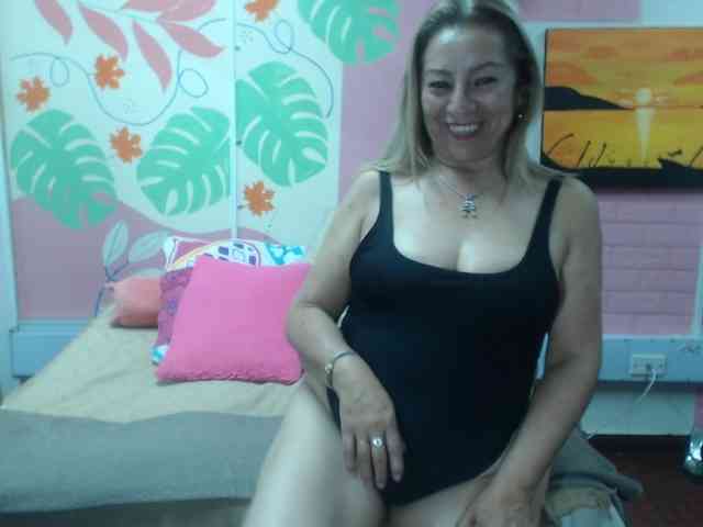 valeria-sexy webcam