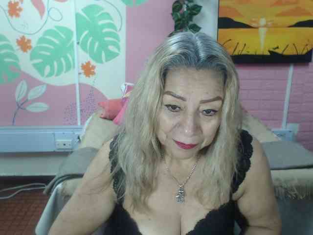 valeria-sexy webcam