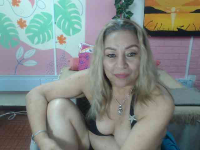 valeria-sexy webcam