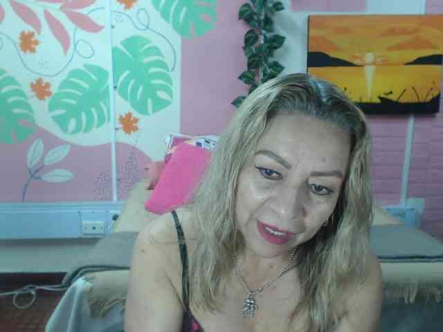 valeria-sexy webcam