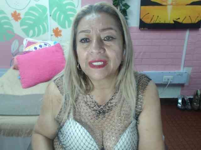 valeria-sexy webcam