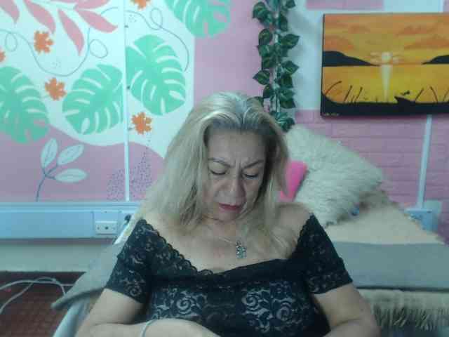 valeria-sexy webcam