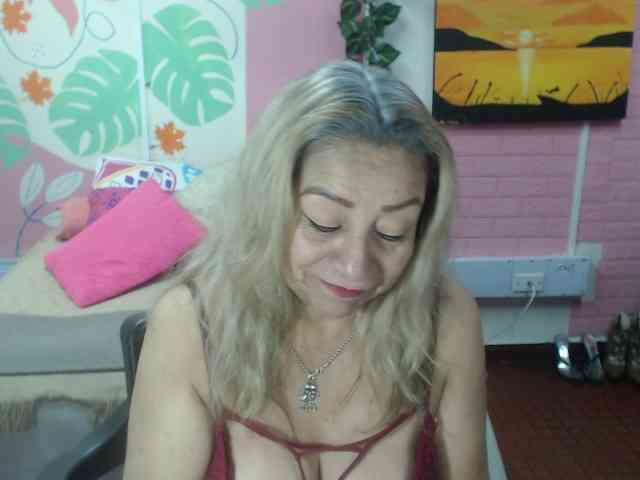 valeria-sexy webcam