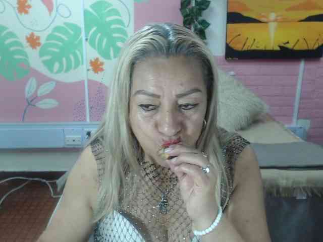 valeria-sexy webcam