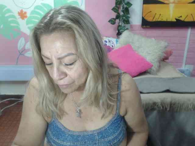 valeria-sexy webcam