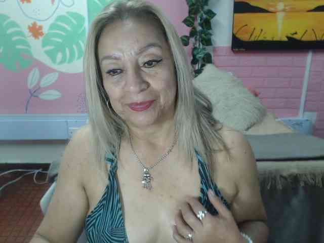 valeria-sexy webcam