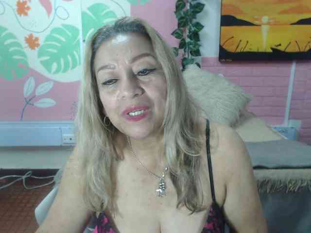 valeria-sexy webcam