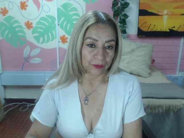 valeria-sexy webcam