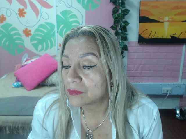 valeria-sexy webcam